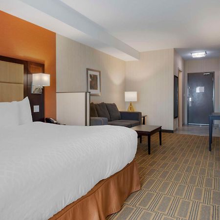 Best Western Plus Chateau Fort St. John Ngoại thất bức ảnh