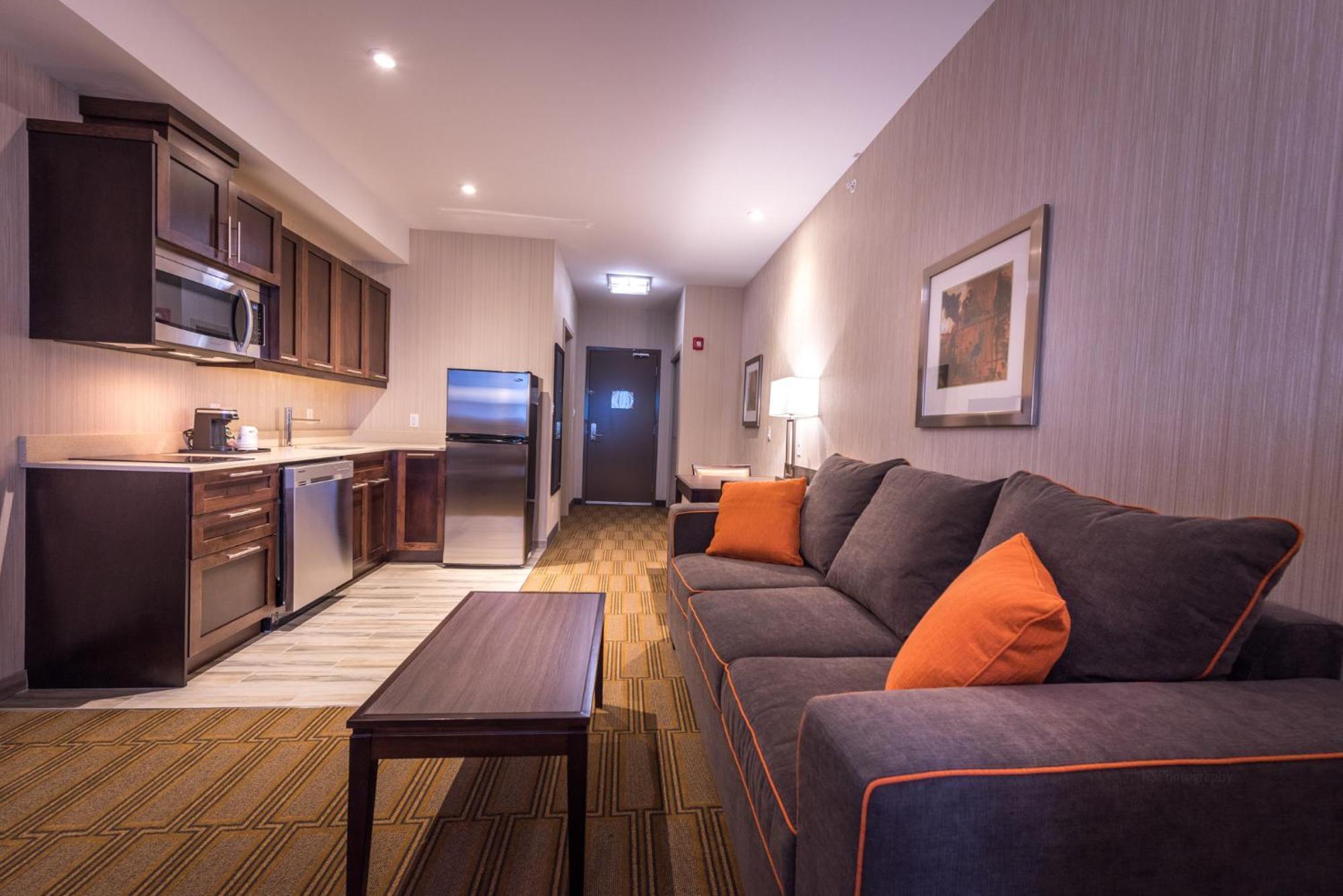 Best Western Plus Chateau Fort St. John Phòng bức ảnh